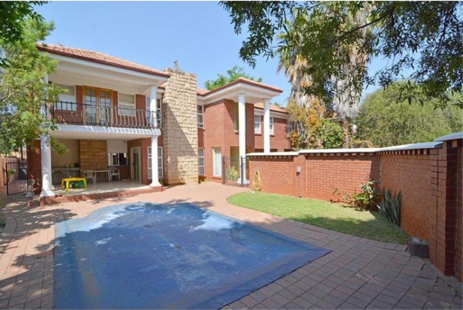 6 Bedroom House for Sale - Gauteng